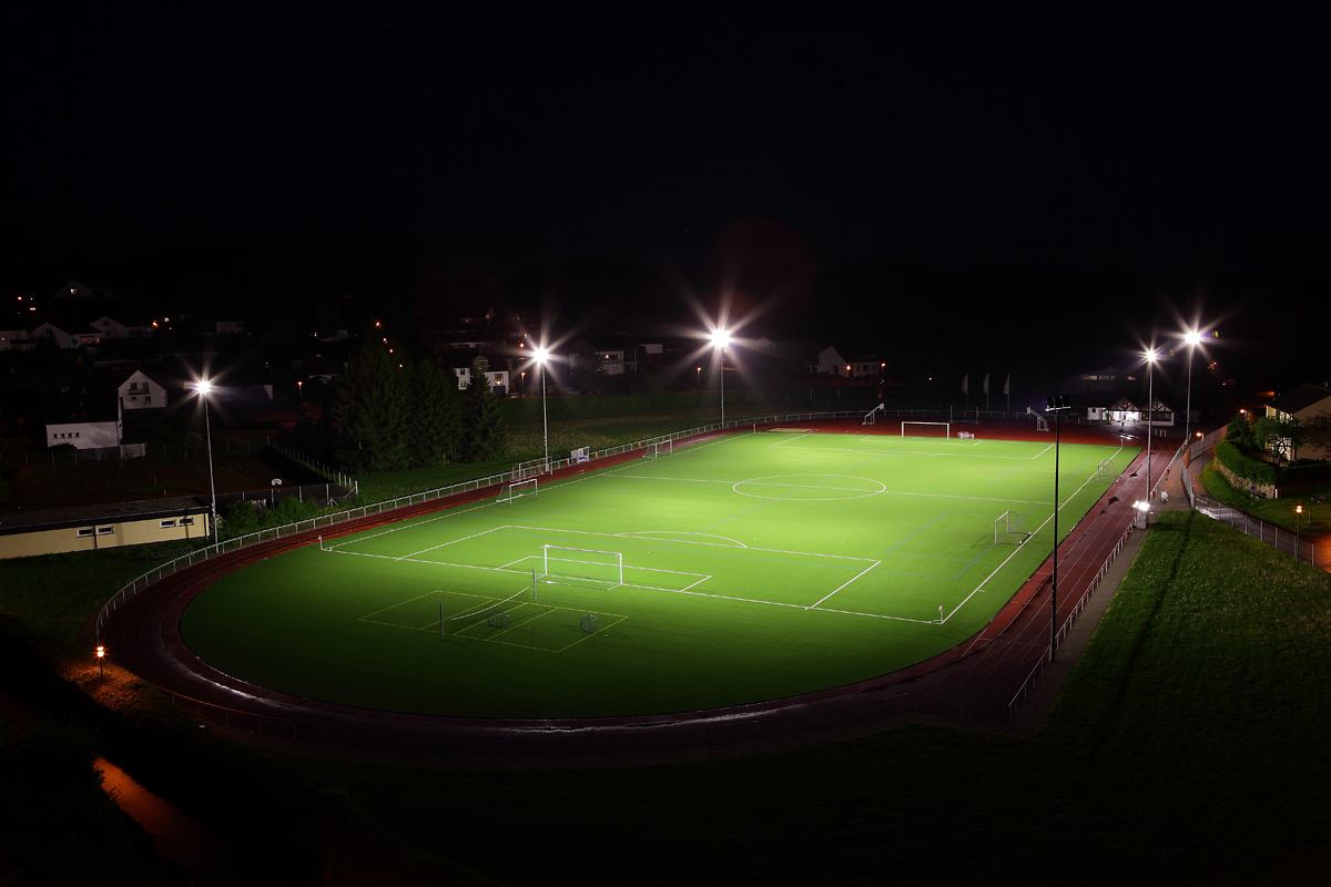 éclairage stade de foot